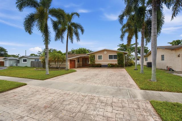 4930 SW 90TH Way, Cooper City, FL 33328