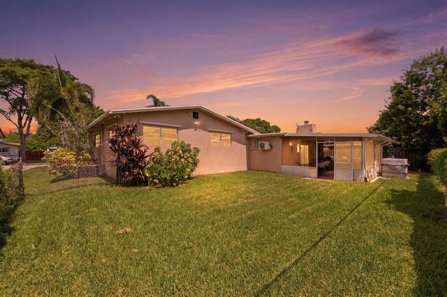 4930 SW 90TH Way, Cooper City, FL 33328