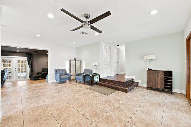 4930 SW 90TH Way, Cooper City, FL 33328
