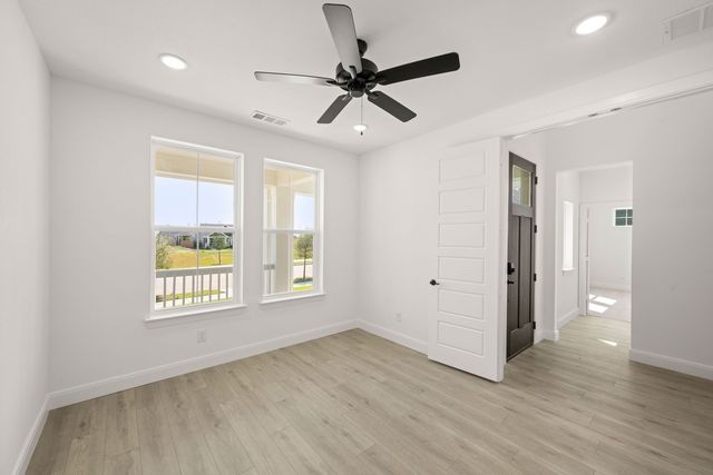 1015 Abigail Way, Midlothian, TX 76065