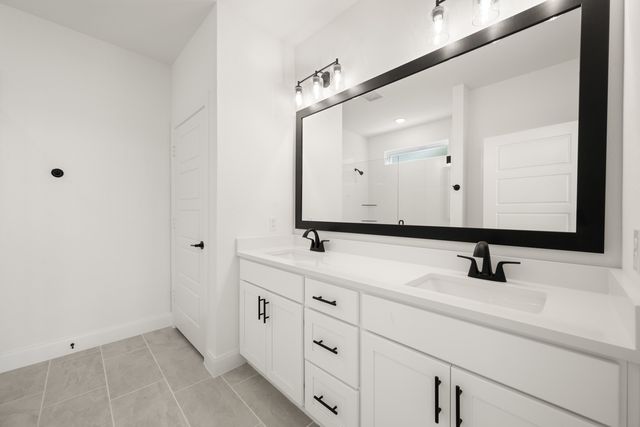 1015 Abigail Way, Midlothian, TX 76065