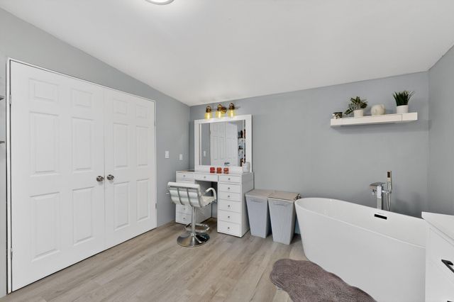 10200 2nd Street NW TRLR 43, Albuquerque, NM 87114