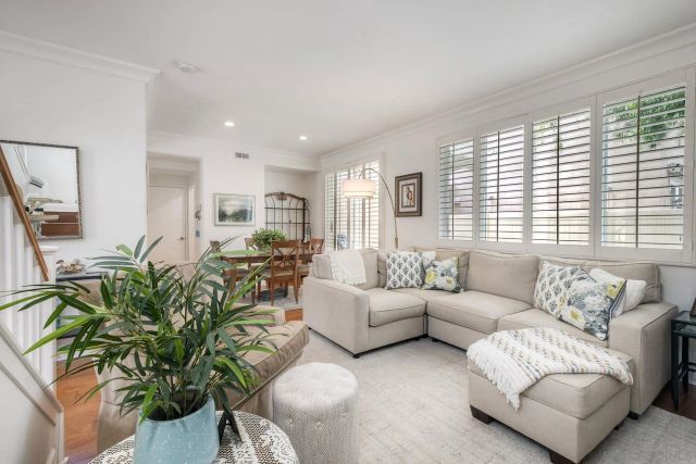 2947 West Canyon Avenue, San Diego, CA 92123