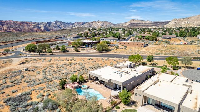 1785 W RED CLOUD CIR, St. George, UT 84770