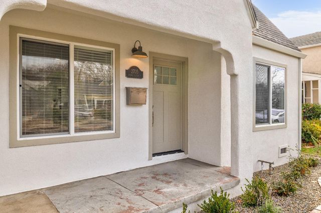 2705 Harkness St, Sacramento, CA 95818