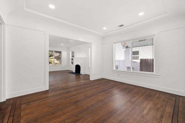 2705 Harkness St, Sacramento, CA 95818