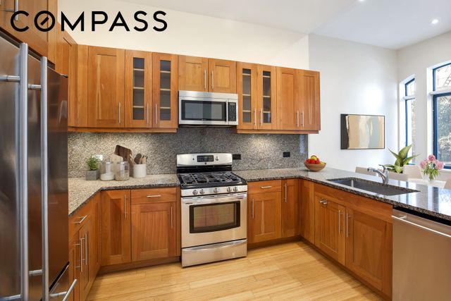 2056 5th Ave Apt 2B, New York City, NY 10035
