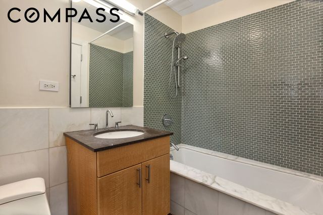 2056 5th Ave Apt 2B, New York City, NY 10035