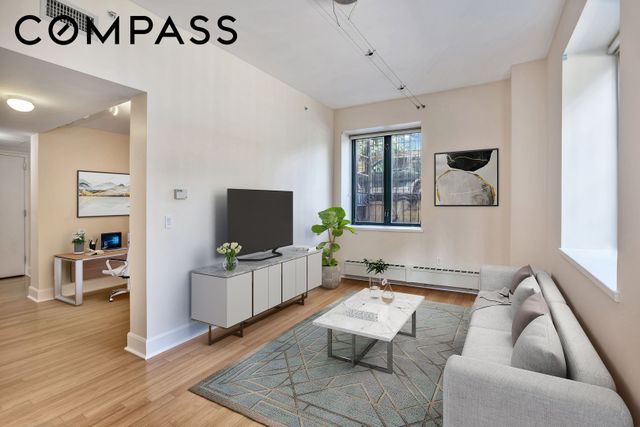 2056 5th Ave Apt 2B, New York City, NY 10035