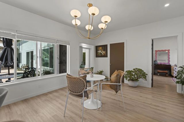 404 Bonair St, La Jolla, CA 92037