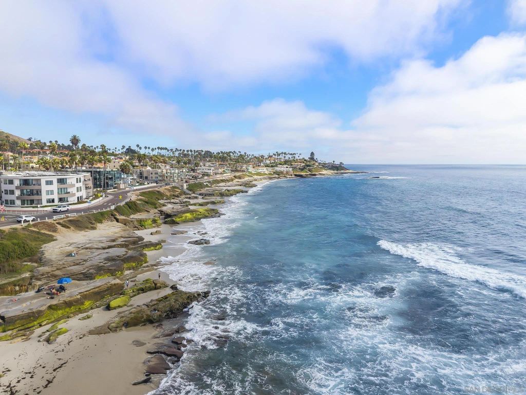 404 Bonair St, La Jolla, CA 92037