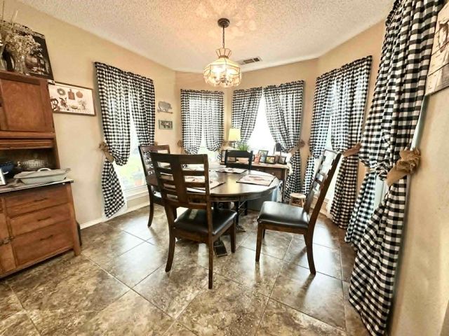10042 Fm 1390, Scurry, TX 75158