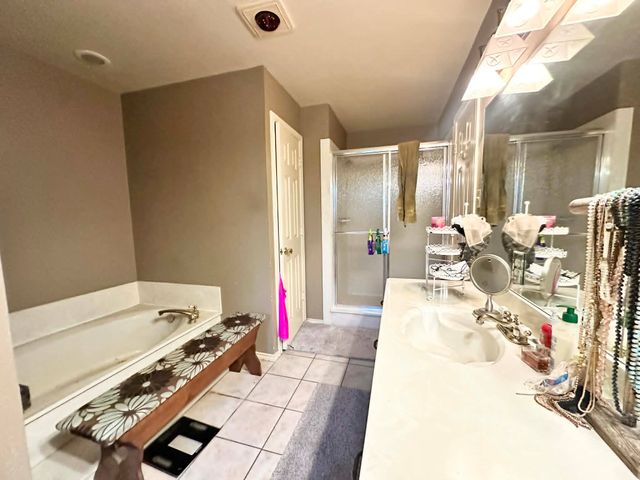 10042 Fm 1390, Scurry, TX 75158