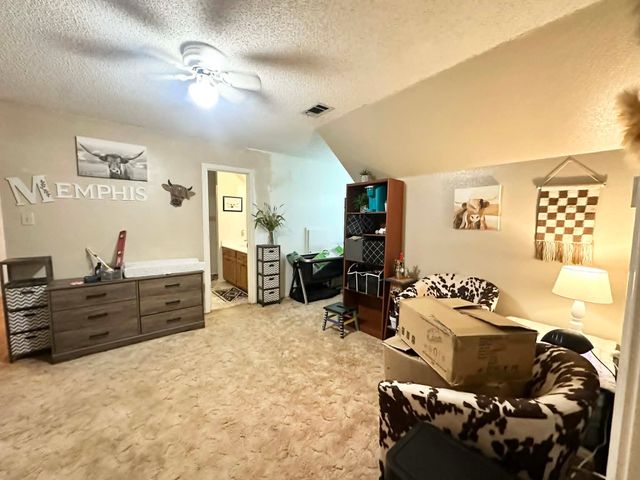 10042 Fm 1390, Scurry, TX 75158