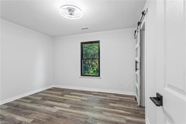 635 26th ST, Newport News, VA 23607