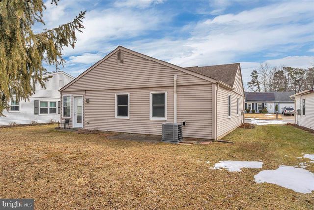 107 DORCHESTER DR, Southampton, NJ 08088