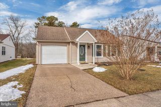 107 DORCHESTER DR, Southampton, NJ 08088