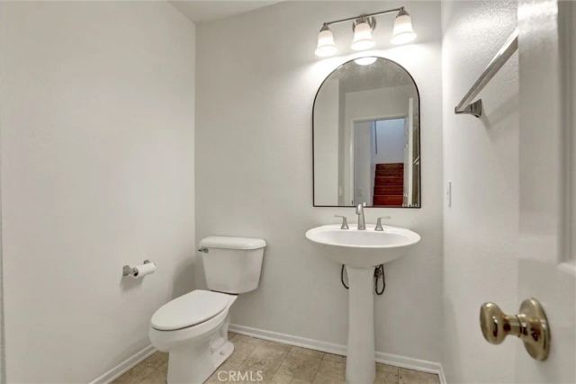 27 Ohio, Irvine, CA 92606