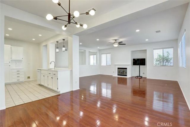 27 Ohio, Irvine, CA 92606