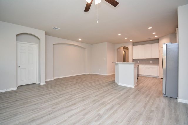 27326 Grey Fox Run, Magnolia, TX 77354