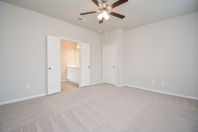 27326 Grey Fox Run, Magnolia, TX 77354