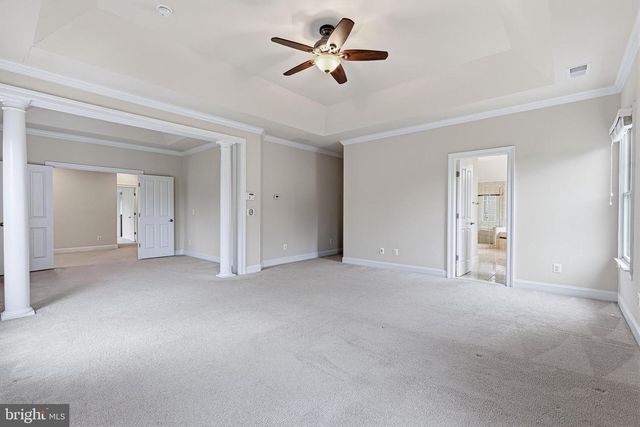 1751 TYSONS CREST LN, Vienna, VA 22182