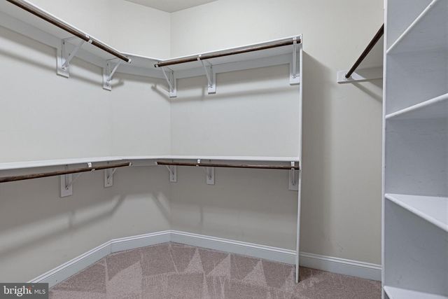 1751 TYSONS CREST LN, Vienna, VA 22182