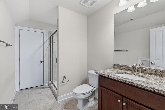 1751 TYSONS CREST LN, Vienna, VA 22182