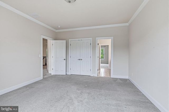 1751 TYSONS CREST LN, Vienna, VA 22182