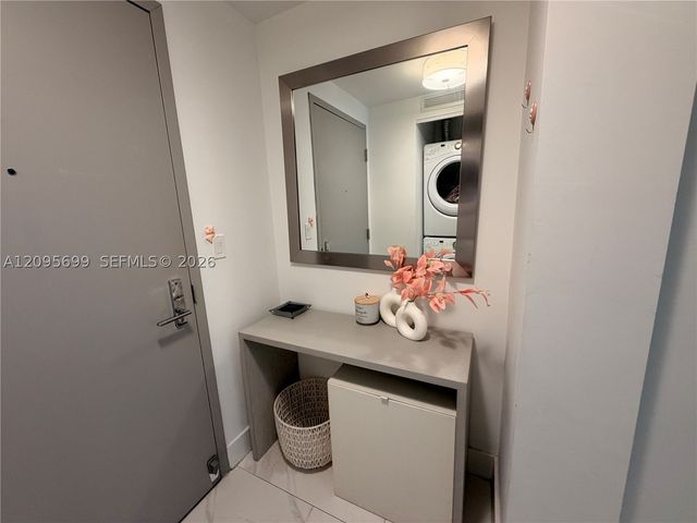 488 NE 18th St 2205, Miami, FL 33132