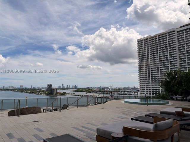 488 NE 18th St 2205, Miami, FL 33132