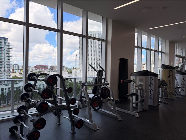488 NE 18th St 2205, Miami, FL 33132