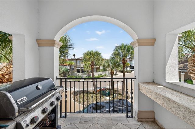 206 La Joya, Port Aransas, TX 78373