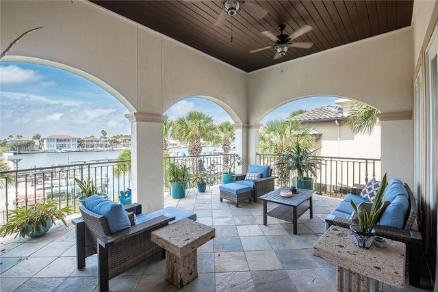 206 La Joya, Port Aransas, TX 78373
