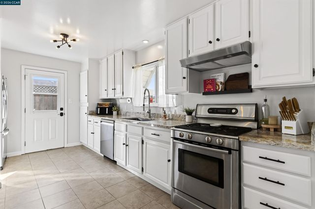 4273 Armand Dr, Concord, CA 94521