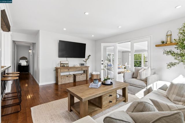 4273 Armand Dr, Concord, CA 94521