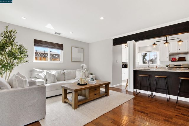 4273 Armand Dr, Concord, CA 94521