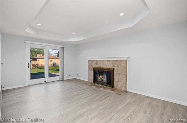 32340 Columbus Drive, Warren, MI 48088