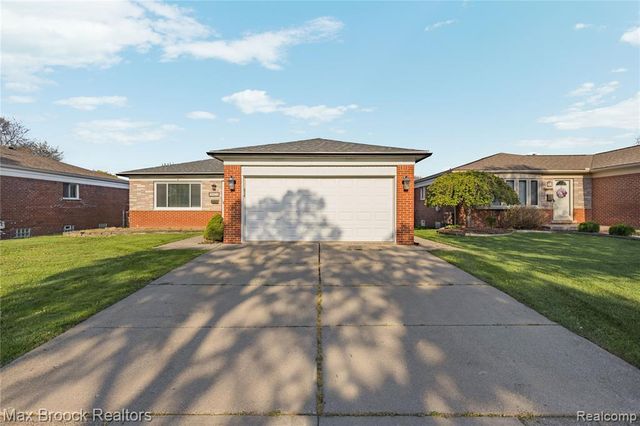 32340 Columbus Drive, Warren, MI 48088