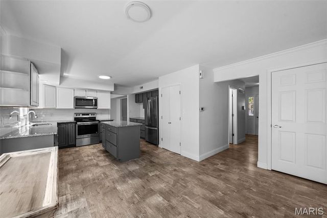 3029 Yale Boulevard, St Charles, MO 63301