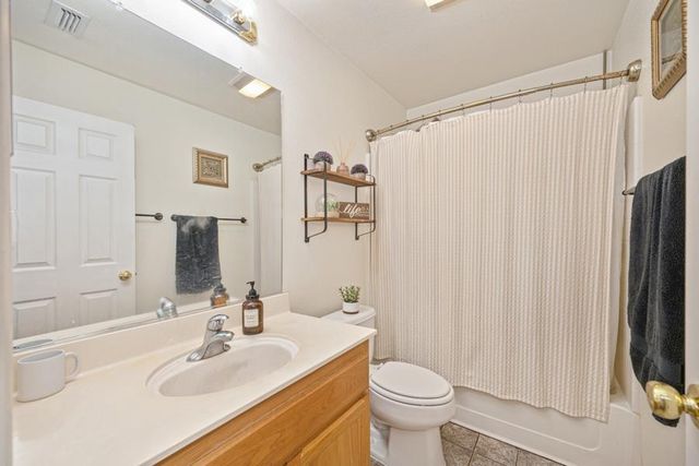 5376 Buckwood Way, Sacramento, CA 95835