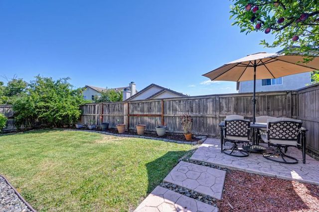 5376 Buckwood Way, Sacramento, CA 95835