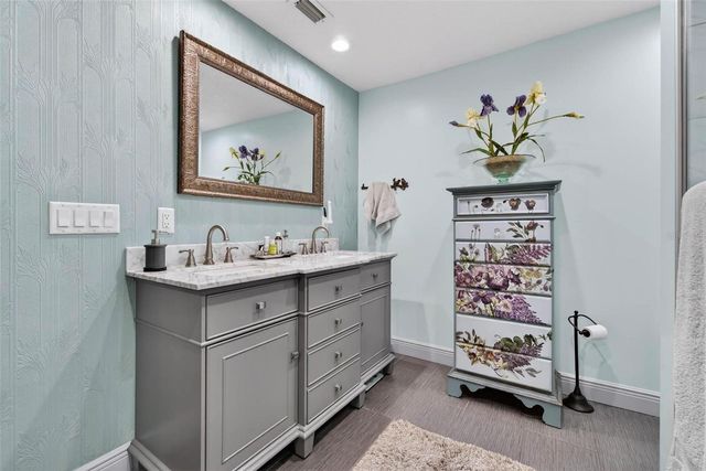 2811 RAMPART CIRCLE 2811, Clearwater, FL 33761