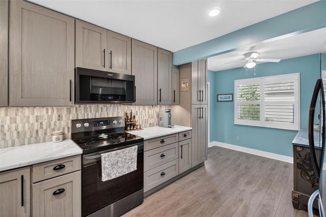 2811 RAMPART CIRCLE 2811, Clearwater, FL 33761