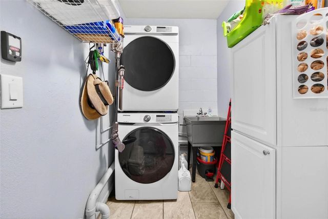 2811 RAMPART CIRCLE 2811, Clearwater, FL 33761