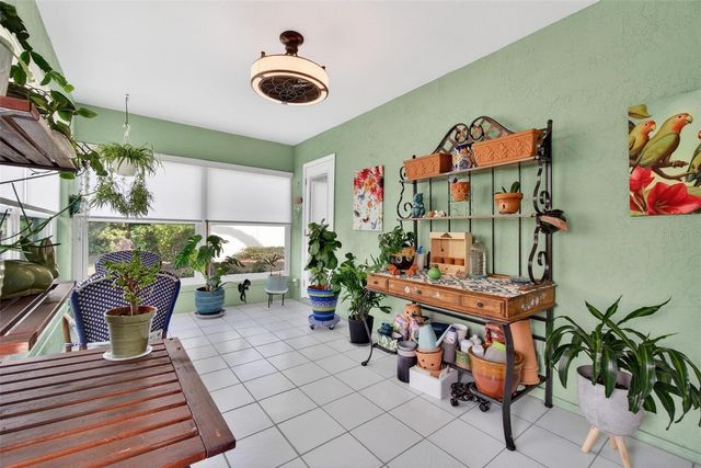 2811 RAMPART CIRCLE 2811, Clearwater, FL 33761