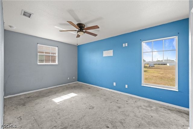 2028 NE 17th PL, Cape Coral, FL 33909