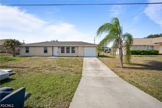 2028 NE 17th PL, Cape Coral, FL 33909