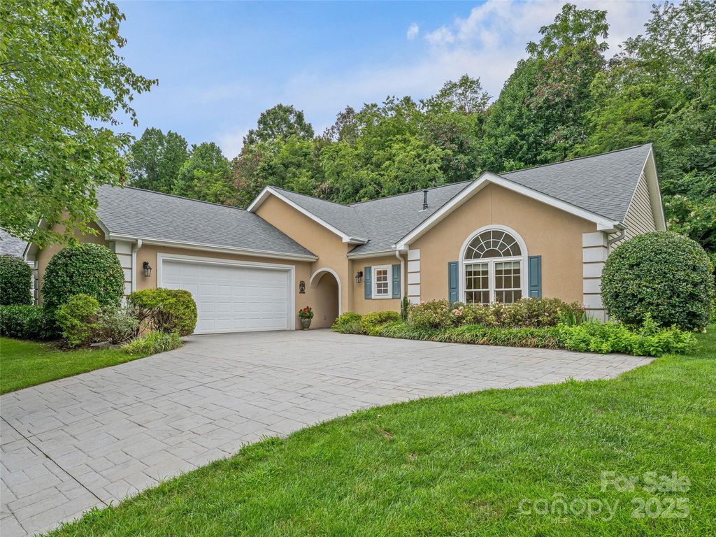 63 Stonebridge Drive, Asheville, NC 28805