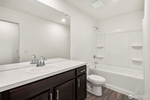 1362 Salzer Creek Drive, Centralia, WA 98531